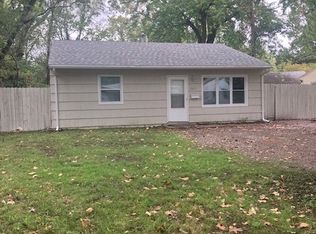 2407 SW Buchanan St, Topeka, KS 66611