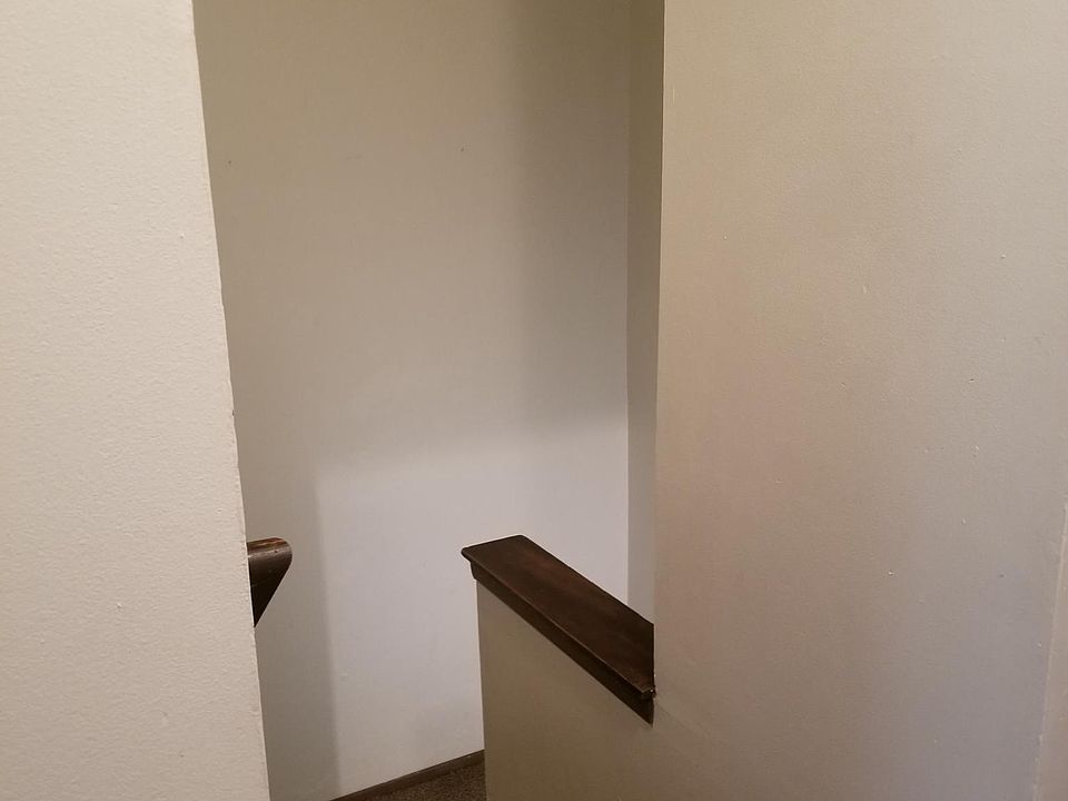 1st image of 645 1st Ave S