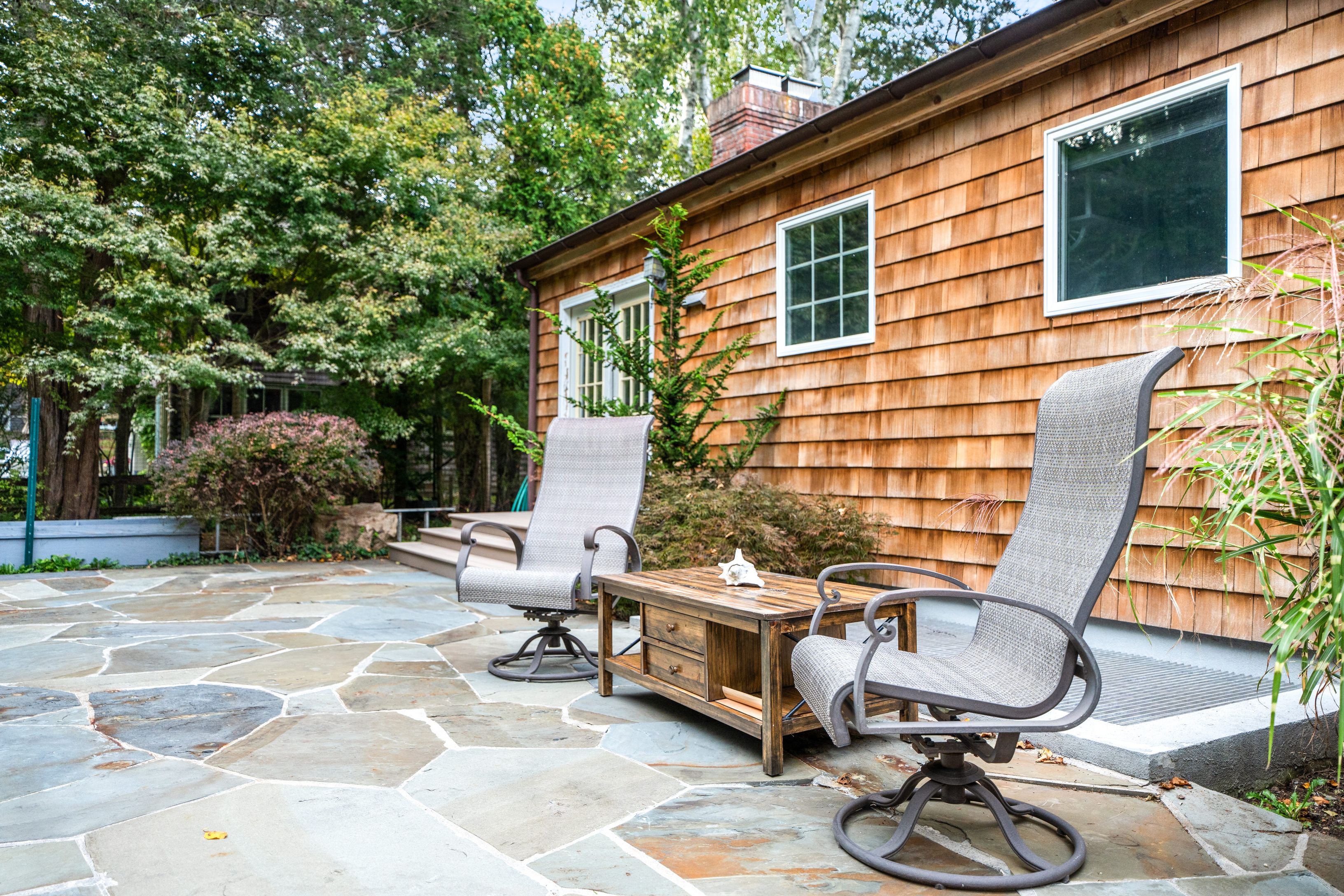 1201 Springs Fireplace Rd, East Hampton, NY 11937 Out East