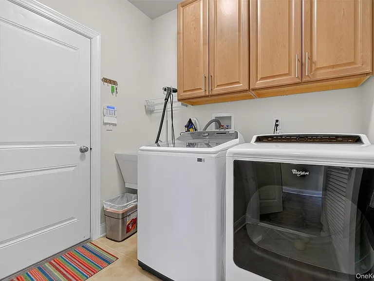 17 Deforest Dr — Photo 22