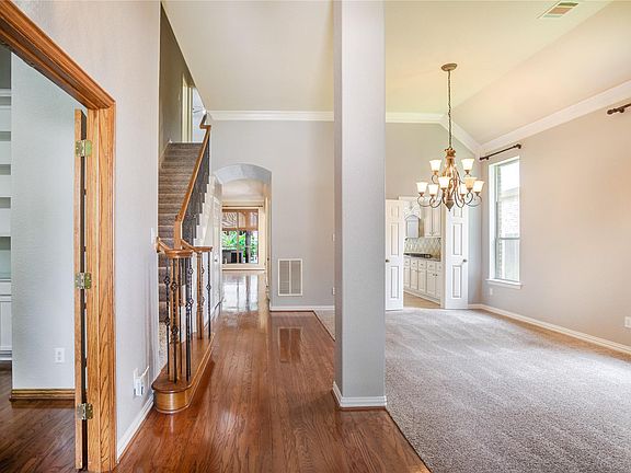 4th image of 11910 Lake Mead Ln
