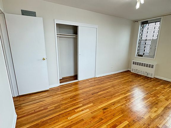 3rd image of 1720 E 13th St APT 6C