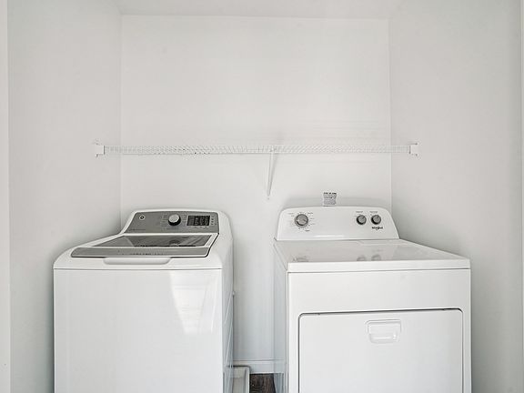 3rd image of 2977 Lexington Ave S #409