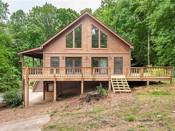 3rd image of 4674 Chestatee Heights Rd