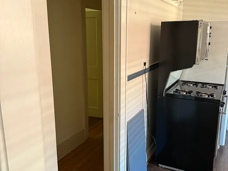 41 E Sunbury St — Photo 10