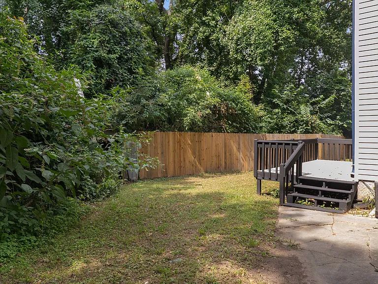 715 Cool Brook Ct — Photo 29