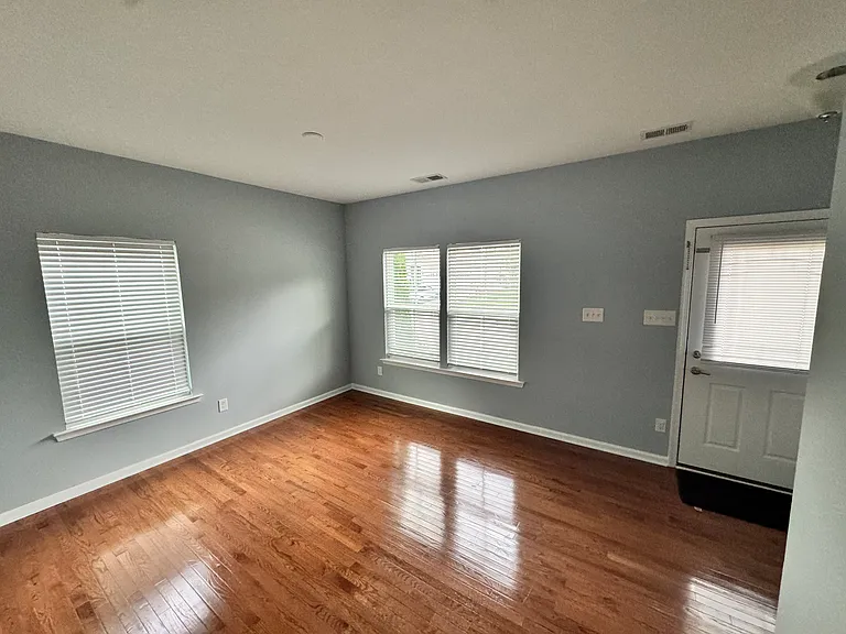 3004 Hunton Cottage Ln — Photo 11