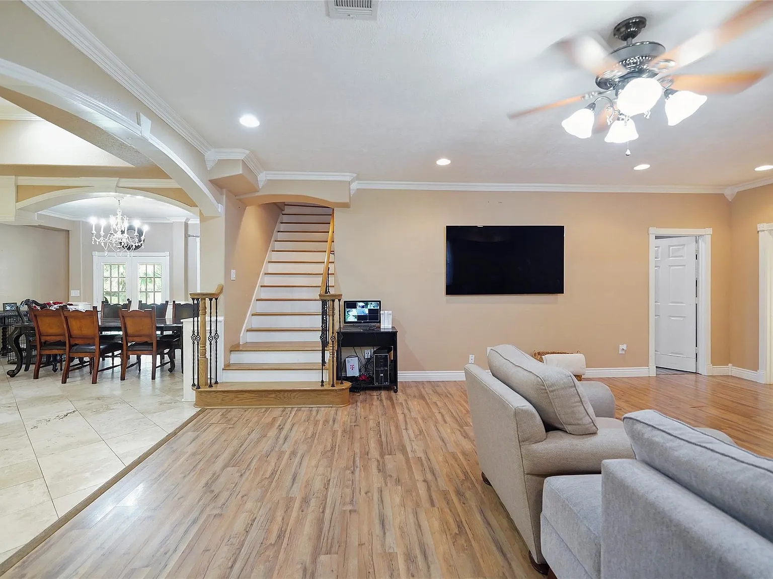 5 bed, 3452 sqft, $3,000 — Photo 3