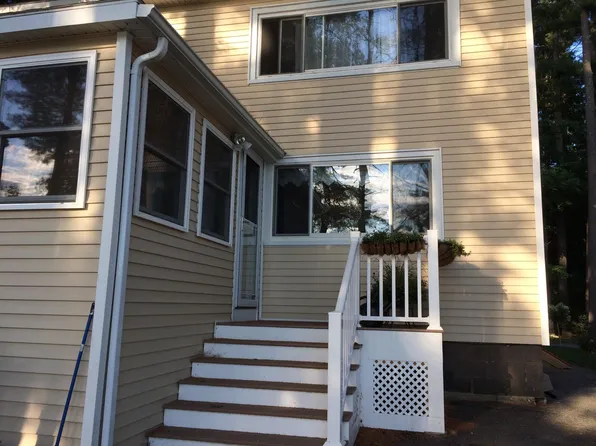31 Ball Ave, Salem, NH 03079