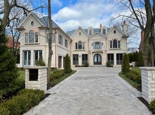 233 Sheridan Rd, Kenilworth, IL 60043