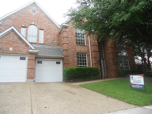 1st image of 2624 Greenway Dr