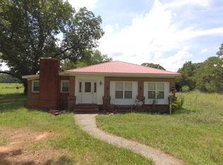 6879 Howell Cove Rd, Talladega, AL 35160