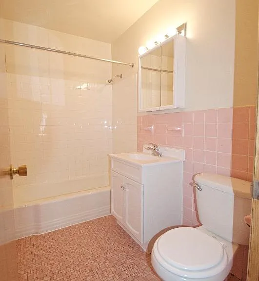 Lexlawn Apartments — Photo 7