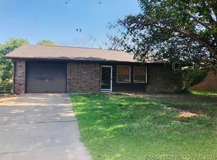306 Ashway St, Okemah, OK 74859