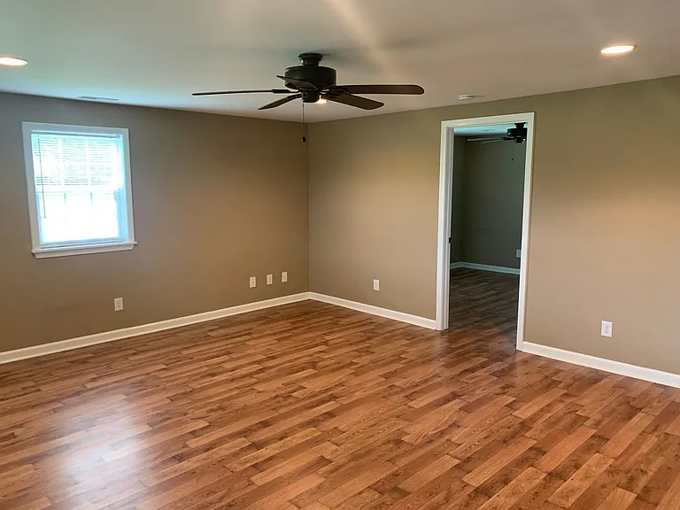 528 Haws Run Rd — Photo 3