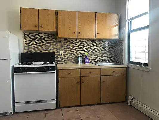 Rented by Capri Jet Realty Corp | media 14