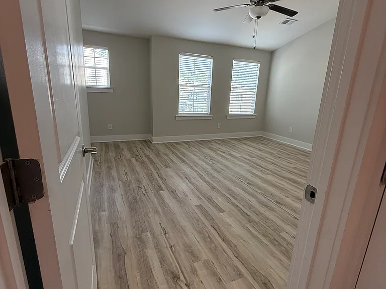 1047 Honey Bush Cir — Photo 5