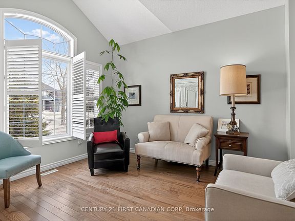 5th image of 1983 Quarrier Rd