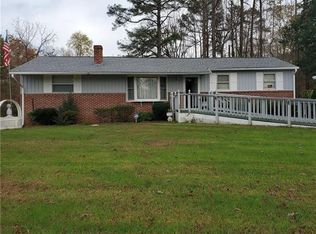 884 Zion Branch Rd, Saluda, VA 23149