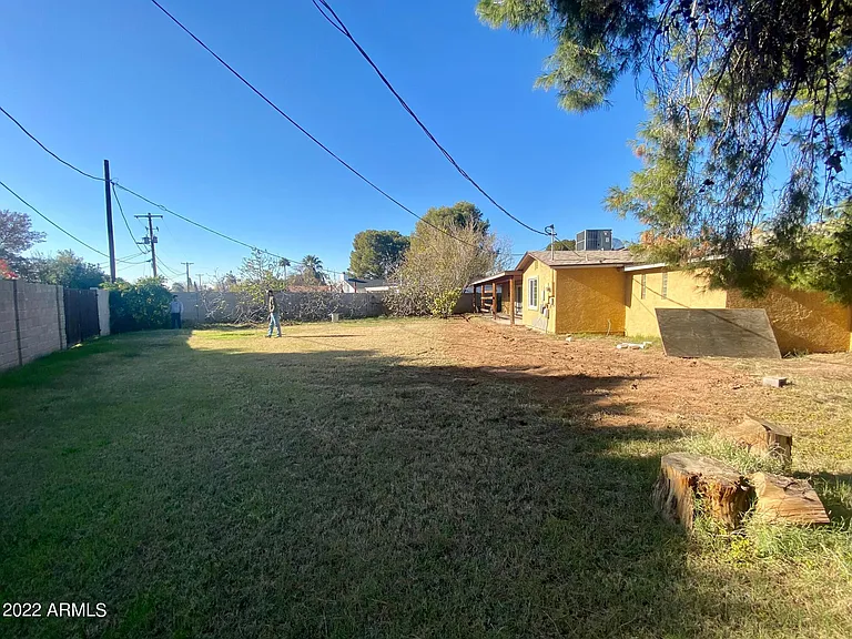 4341 E Vernon Ave — Photo 15