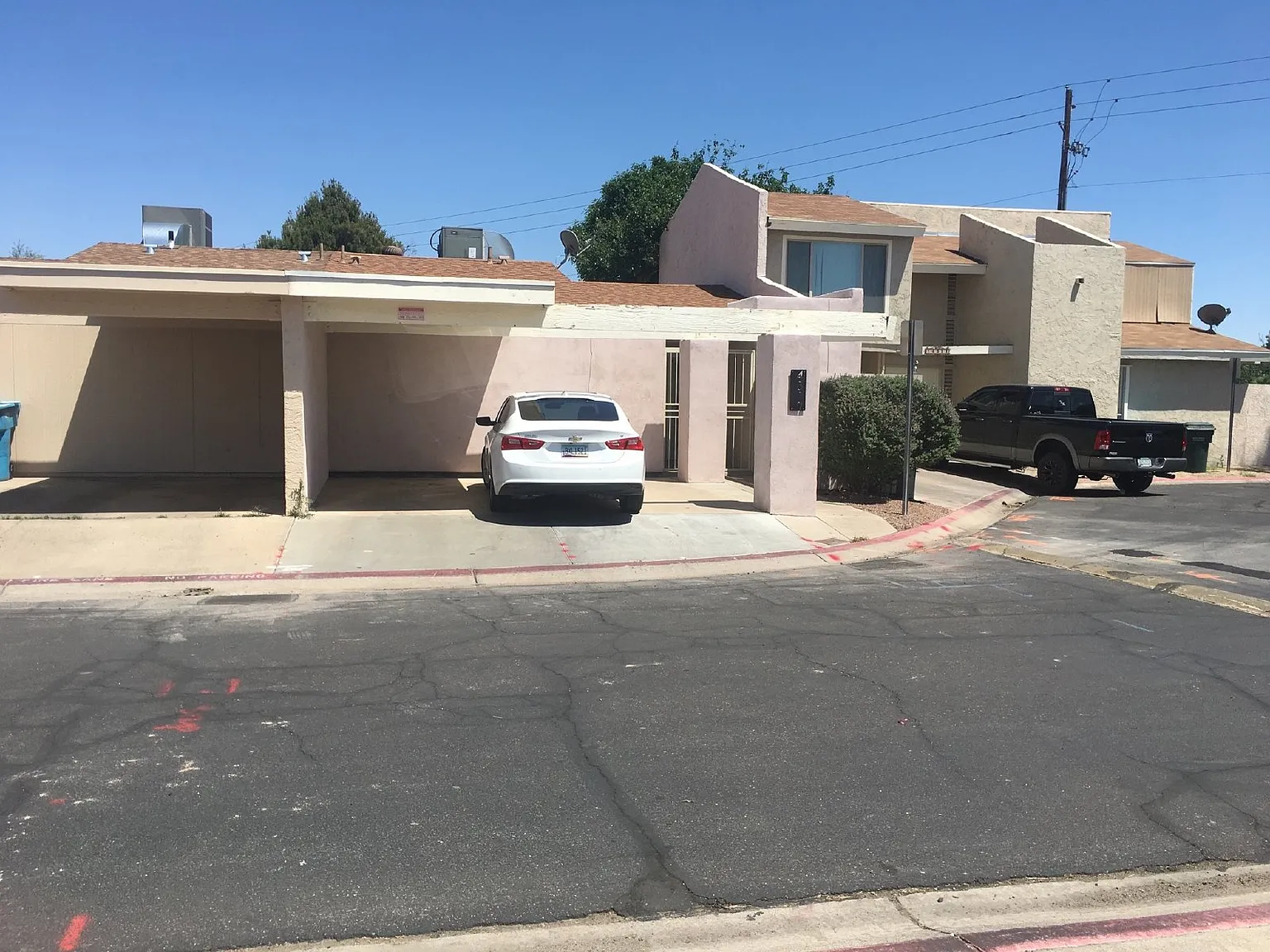 2 bed, 2.0 bath, 977 sqft, $1,550 — Photo 1