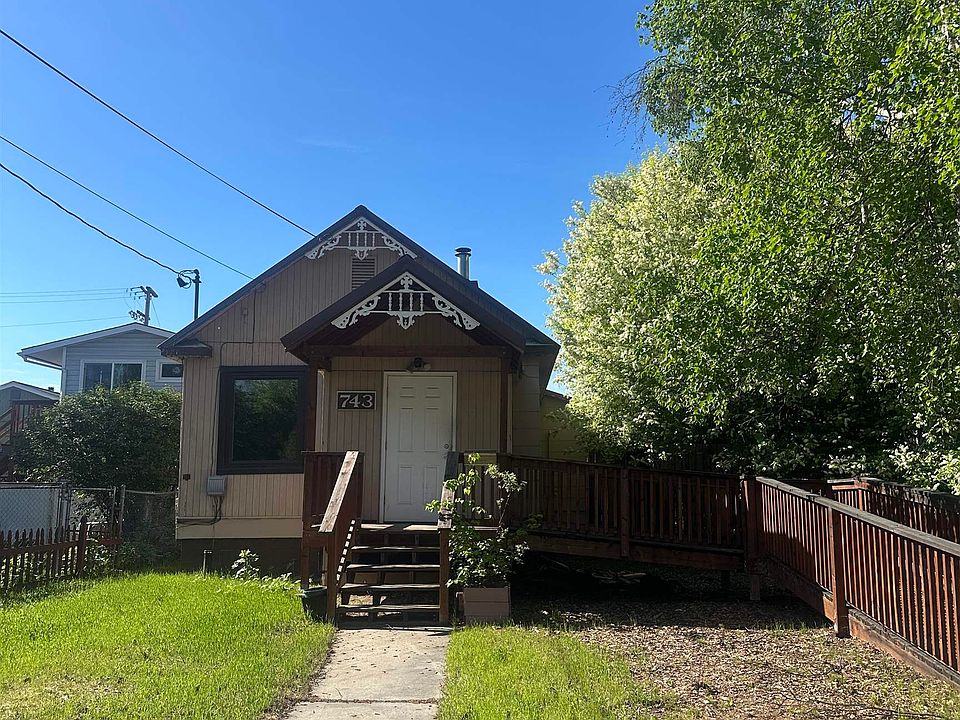 1st image of 743 9th Ave