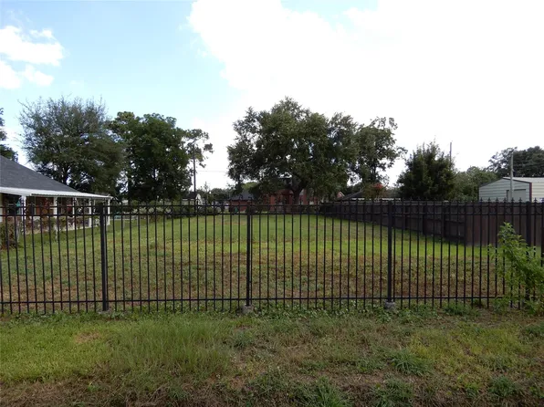 8004 Gulick Ln, Houston, TX 77075