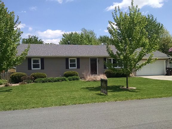 2nd image of 303 Koselke St