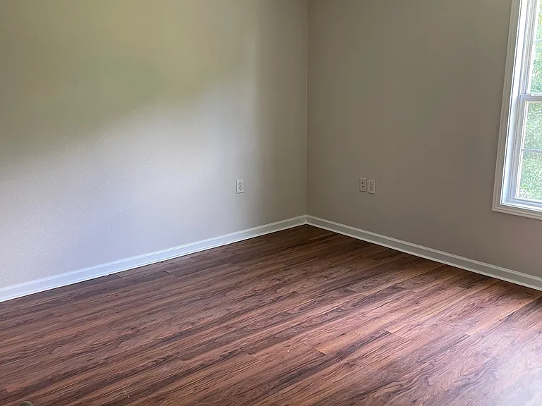 1248 Susan Way — Photo 15