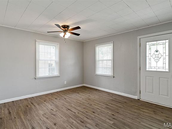 4th image of 10622 Saint Henry Ln