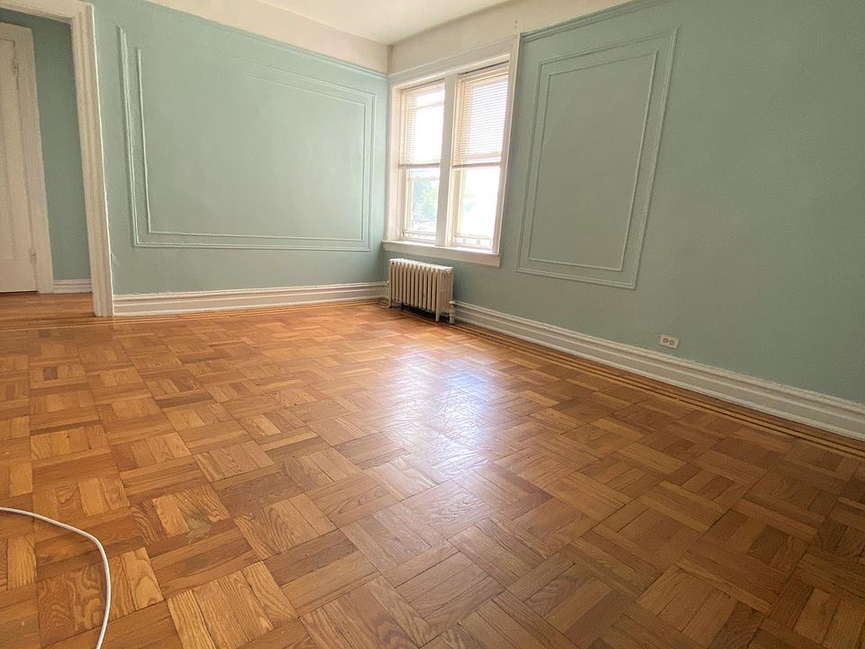 1st image of 891 McLean Ave