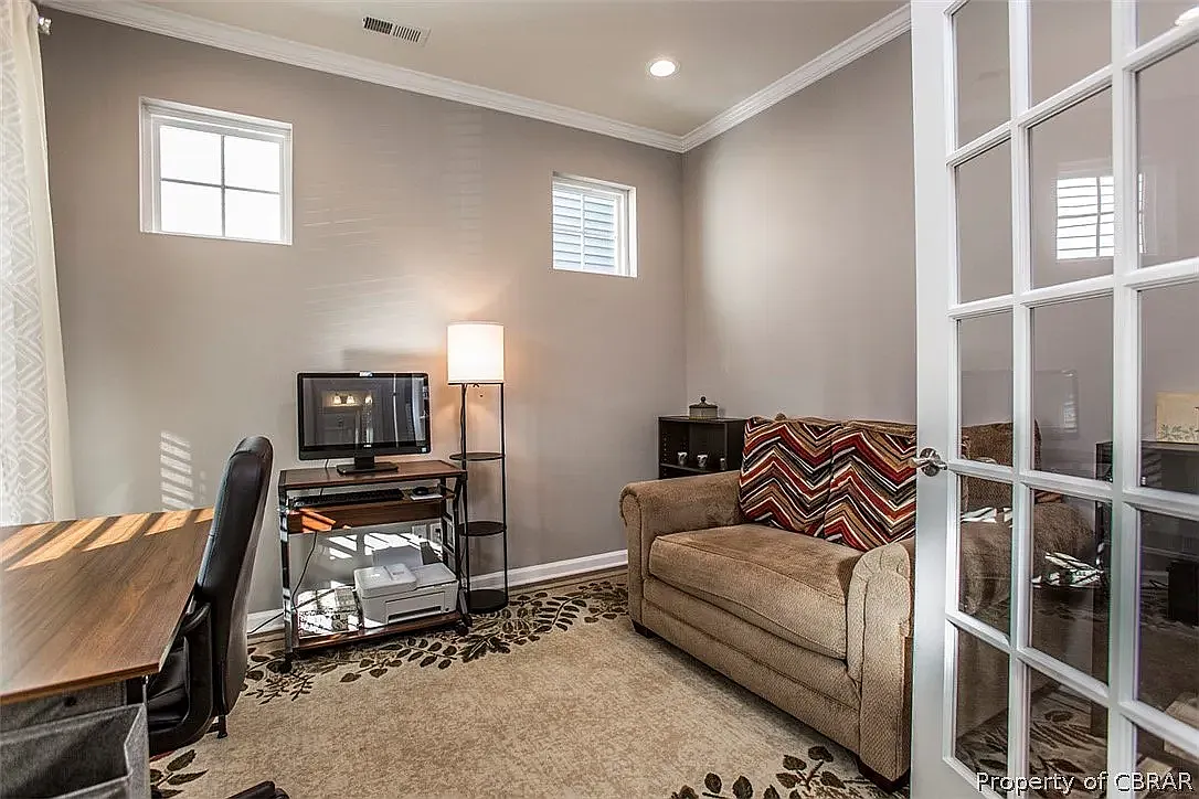 Multipurpose room close to the entrance - 1440 Independence Blvd