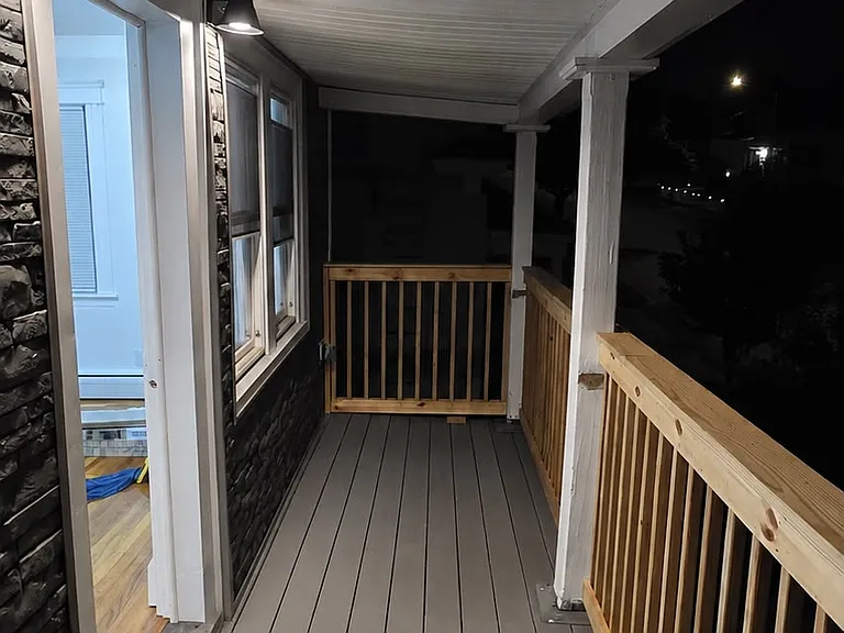 226 Farmington Ave #2 — Photo 6