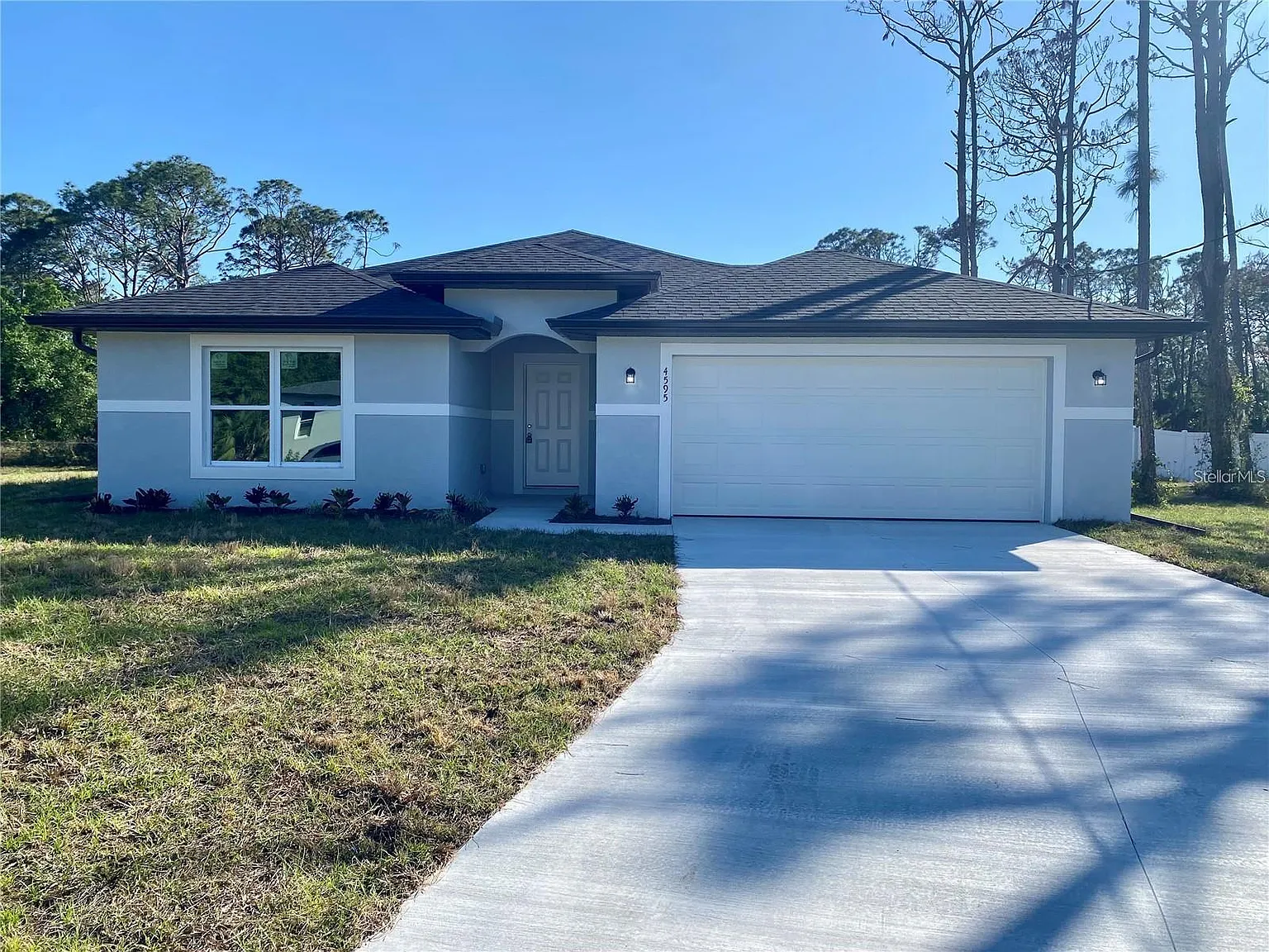 4 bed, 1791 sqft, $2,200 — Photo 1