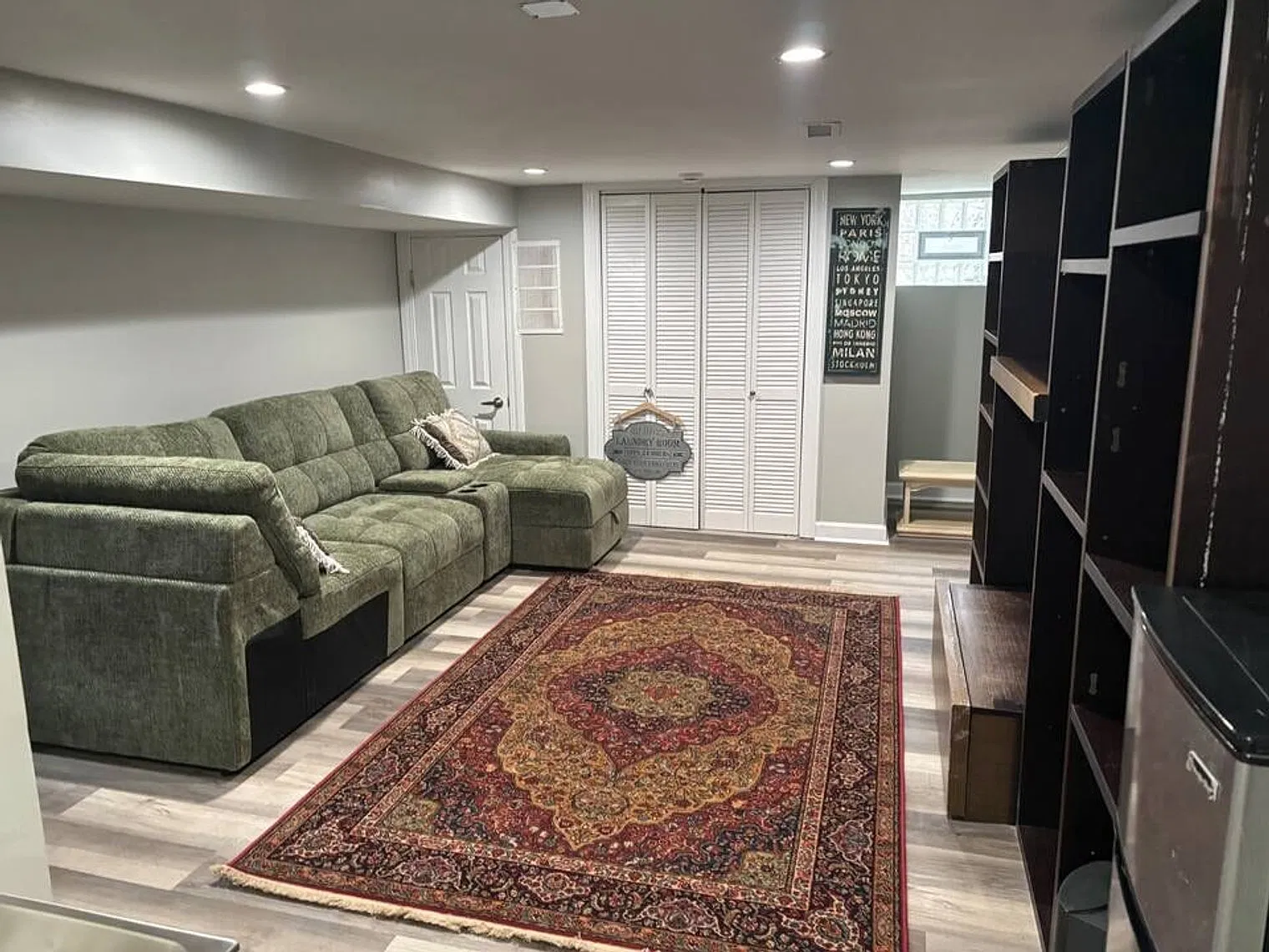 5 bed, 3.0 bath, $4,350 — Photo 2
