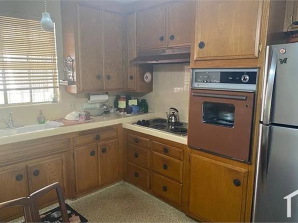 527 Cedar Ave UNIT 1F