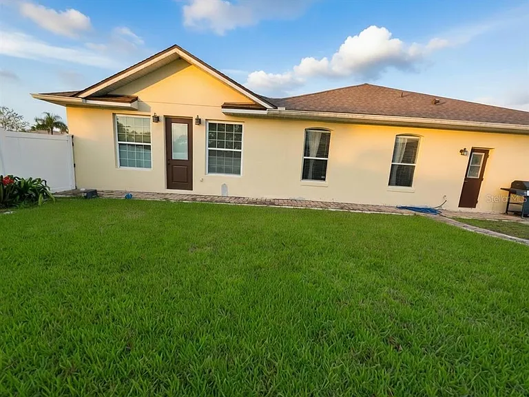 2601 Gold Dust Cir — Photo 2