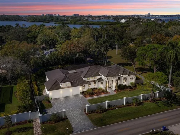 4050 Camino Real, Sarasota, FL 34231