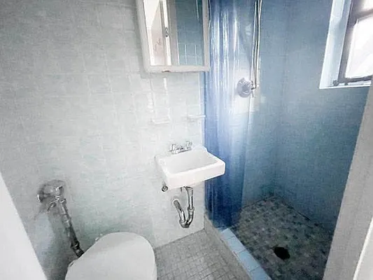 Rented by Ulas Real Estates Inc | media 7