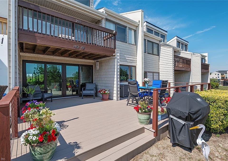 1st image of 3912 Whispering Oaks Pl #101