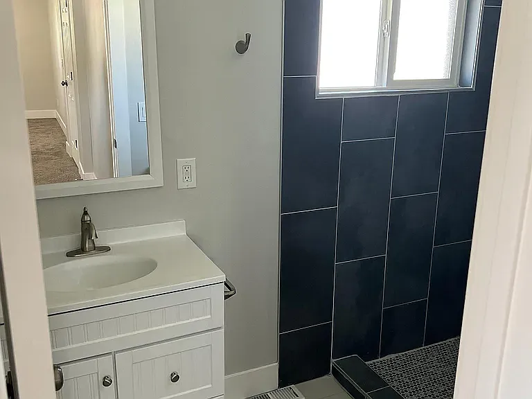 9240 King Way — Photo 7