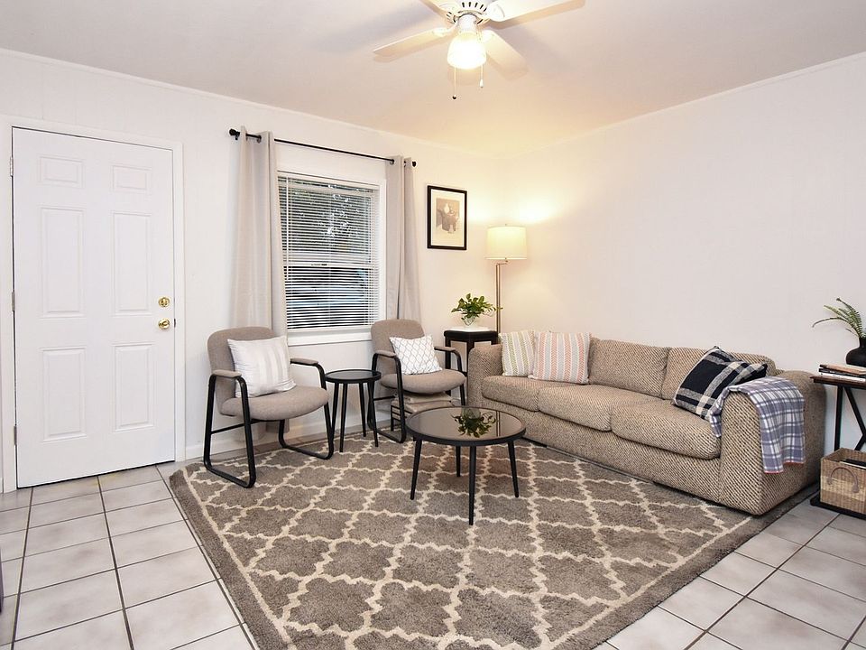 1st image of 2060 NW 34th Ave