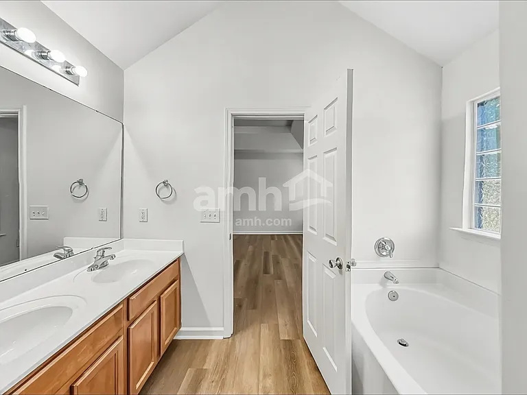 4134 Robinwood Dr — Photo 14
