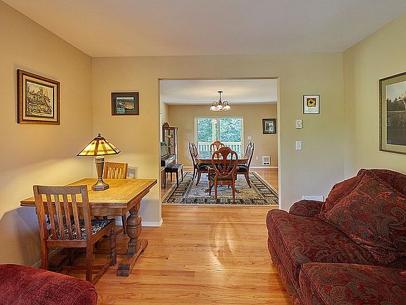 5th image of 13860 Wye Lake Blvd SW