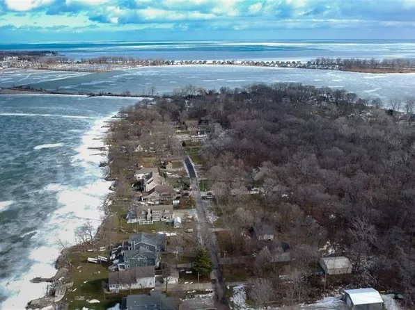 297 S Memorial Shoreway Dr, Lakeside Marblehead, OH 43440