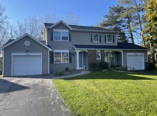 1141 Shoecraft Rd, Webster, NY 14580