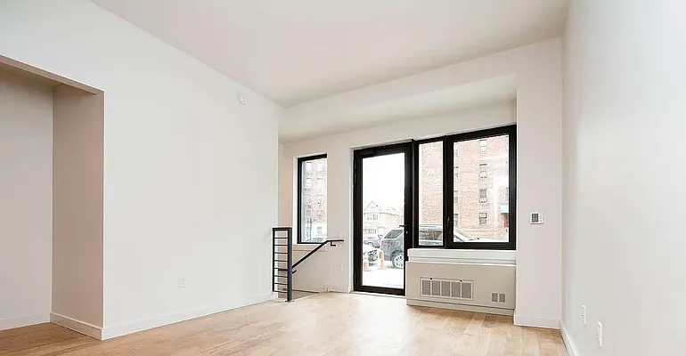 Rented by Artur Gutman, LREB | media 1