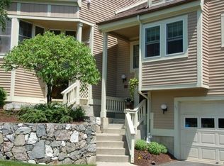 75 Brittania Dr, Danbury, CT 06811