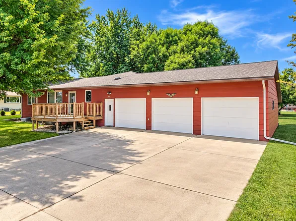 431 Spring St, Tracy, MN 56175