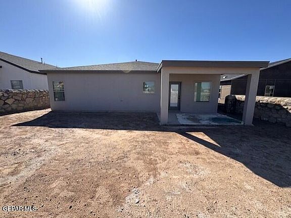 3rd image of 509 Spanish Oaks Dr